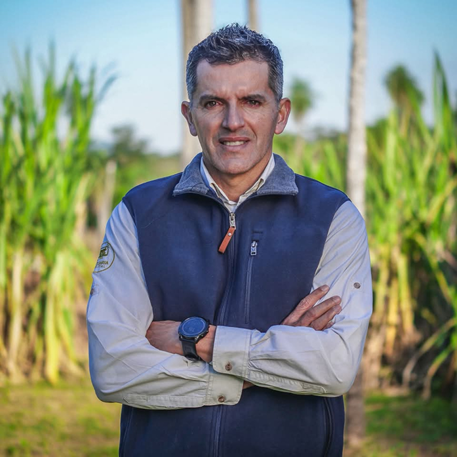 Foto del Dr. Héctor Cabral